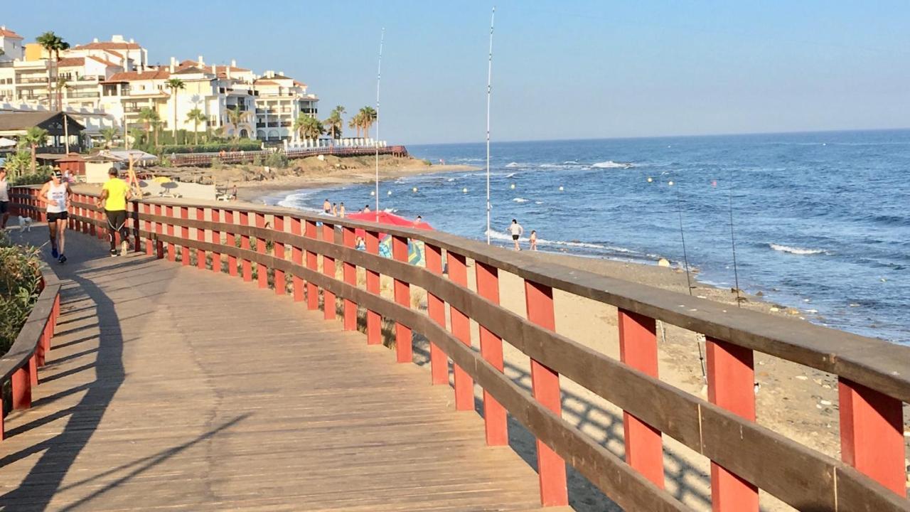 Mijas Costa - Beachside Apartment-B Sitio de Calahonda ภายนอก รูปภาพ
