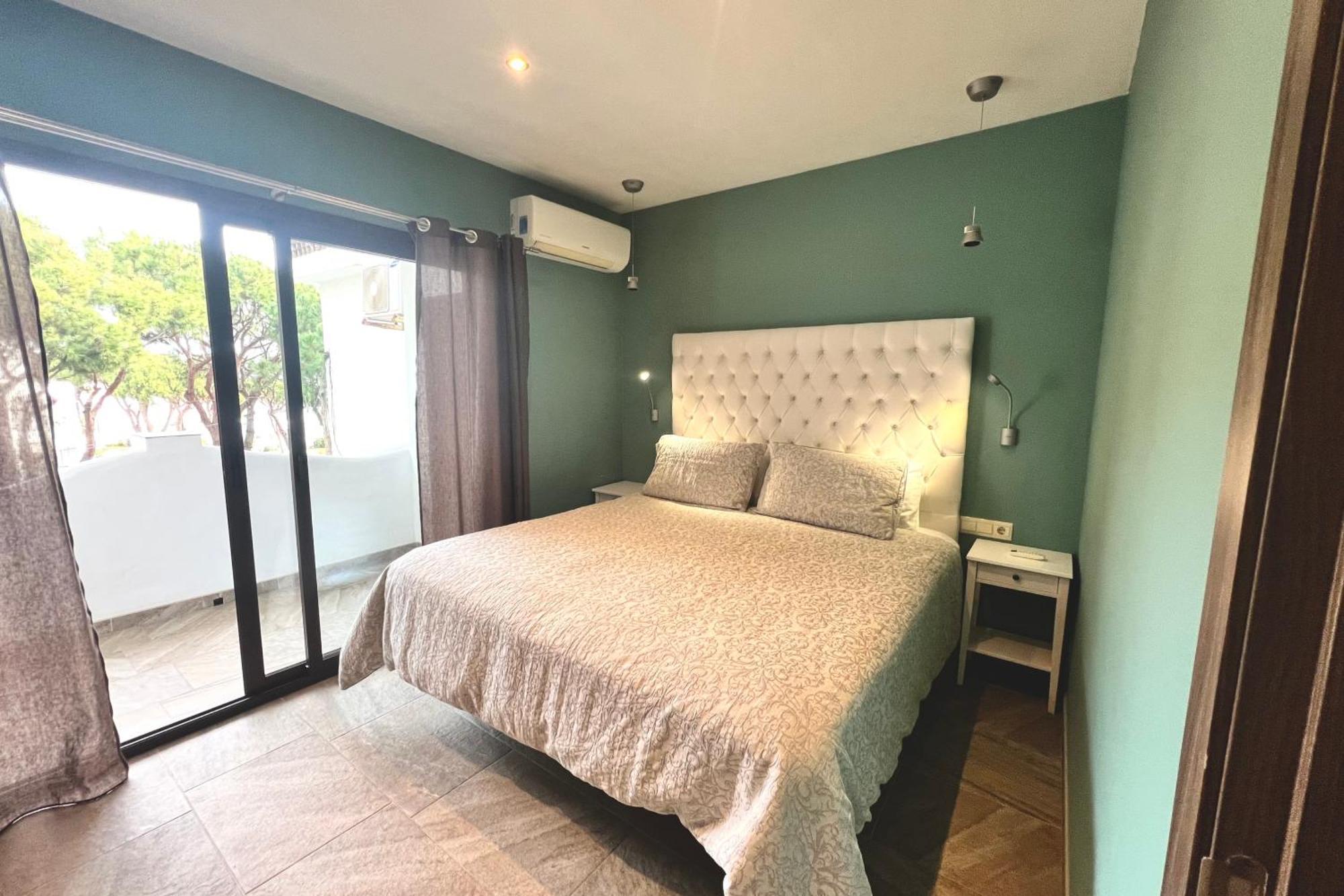 Mijas Costa - Beachside Apartment-B Sitio de Calahonda ภายนอก รูปภาพ